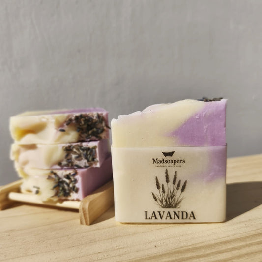 Jabón artesanal de lavanda
